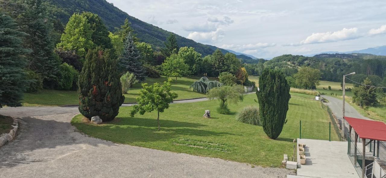 Gite Les 3 Lacs Chez Nath Ambleon Exterior foto